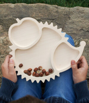 Ježek dřevěný talíř pro děti